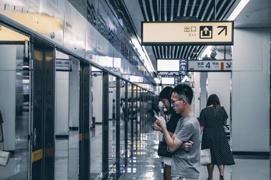 Man waiting for train